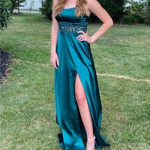 Prom Dress by City Triangles size 5 color green